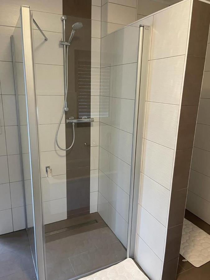 Lux Apartmant 2 เวสเตอร์ชเตเดอ ภายนอก รูปภาพ